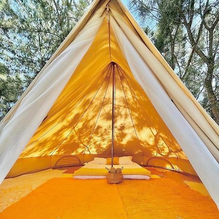 Glamping On Organic Yoga Farm With Natural Swimming Pool Near Beach 蒙卡拉帕乔 外观 照片