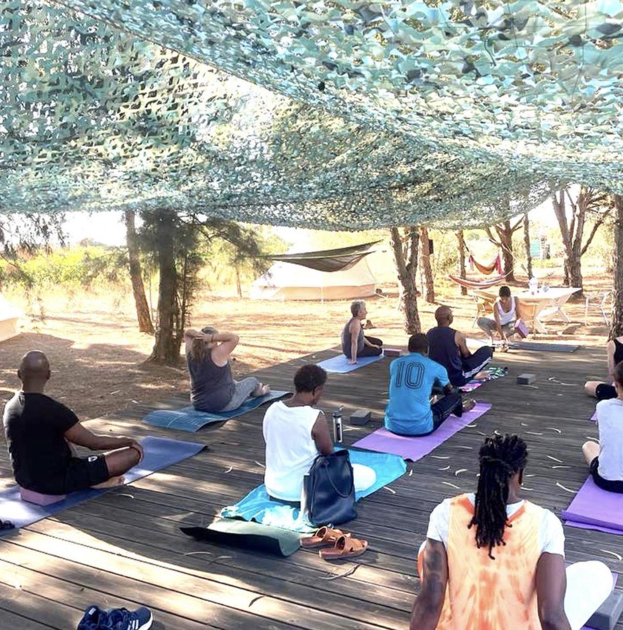 Glamping On Organic Yoga Farm With Natural Swimming Pool Near Beach 蒙卡拉帕乔 外观 照片