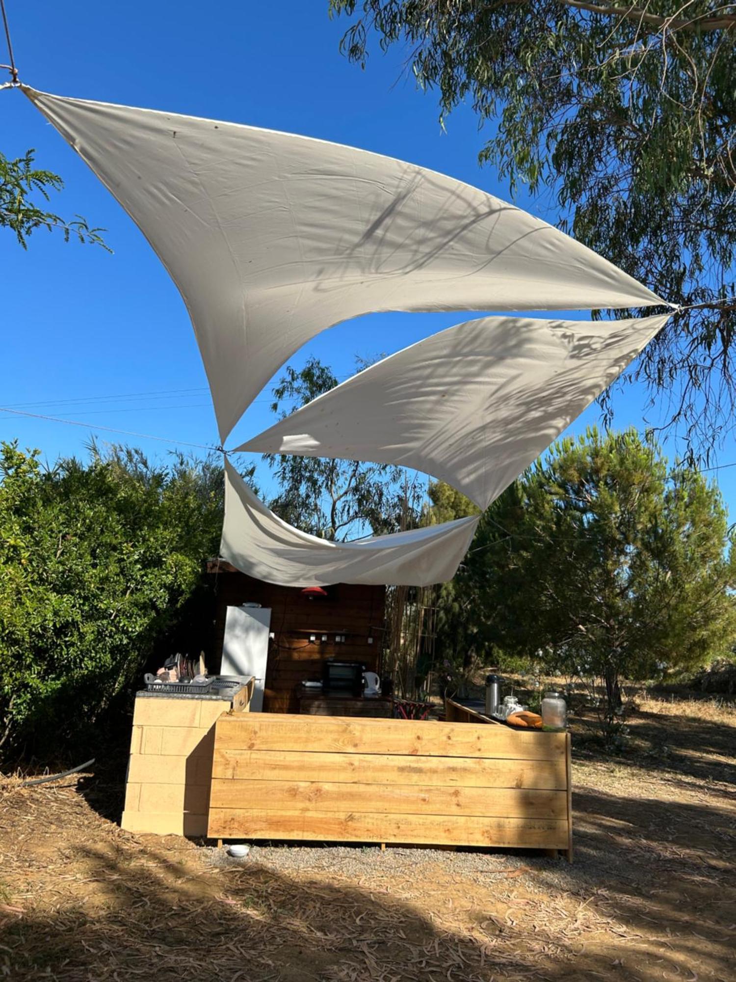 Glamping On Organic Yoga Farm With Natural Swimming Pool Near Beach 蒙卡拉帕乔 外观 照片